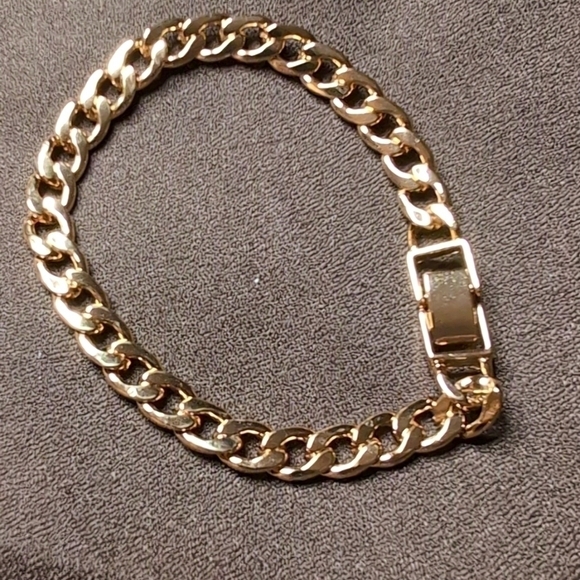 Chunky Gold Chain Bracelet, Thick Large Oval Link Bracelet, Bold Modern Feminine - Picture 4 of 10